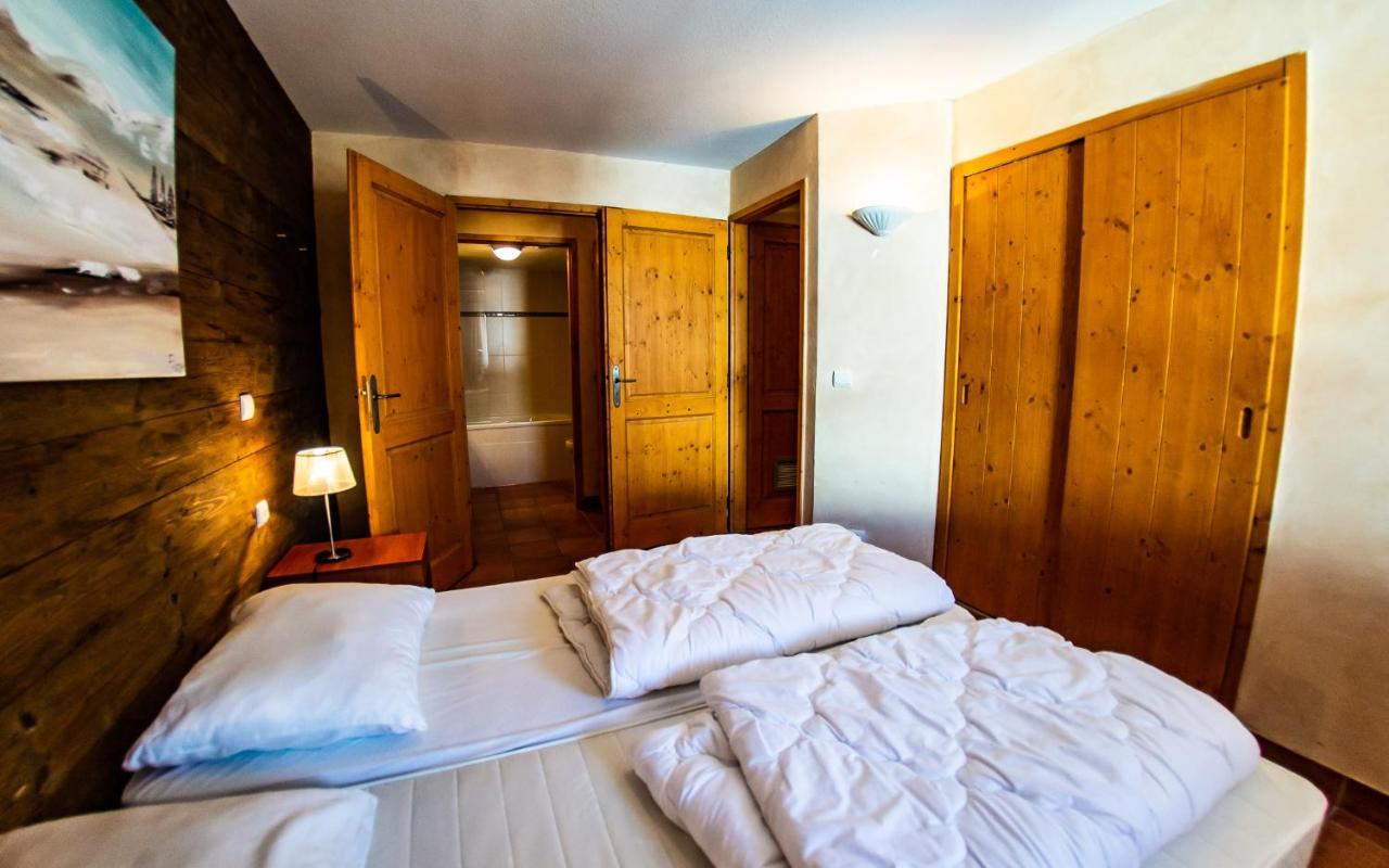 Parc Madeleine - Chalets Сен-Франсуа-Лоншам Экстерьер фото